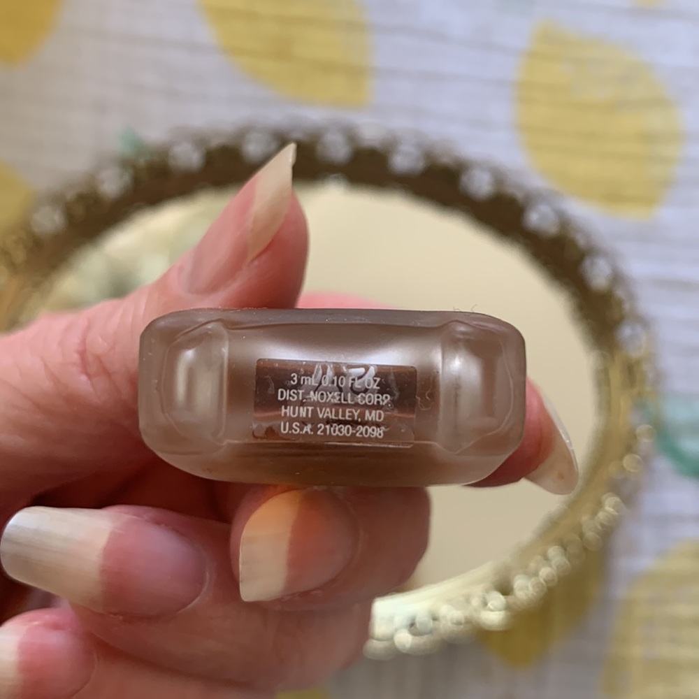Incognito Miniature Perfume 1990s era - Picture 2 of 3